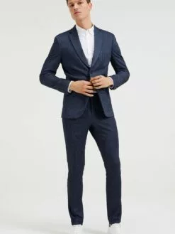 WE FASHION Vestes De Costume Coupe Slim Veste De Costume Jonas Homme Bleu Foncé 7 WE FASHION Vestes De Costume Coupe Slim Veste De Costume Jonas Homme Bleu Foncé -WE FASHION Magasin En Ligne 1a1c55488f53a36eef044efcd6ced21e