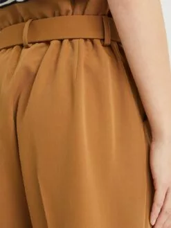 WE FASHION Pantalons Effilé Pantalon à Plis Femme Caramel -WE FASHION Magasin En Ligne 2941ef4c76f00c29464d5a6182ce3e4d