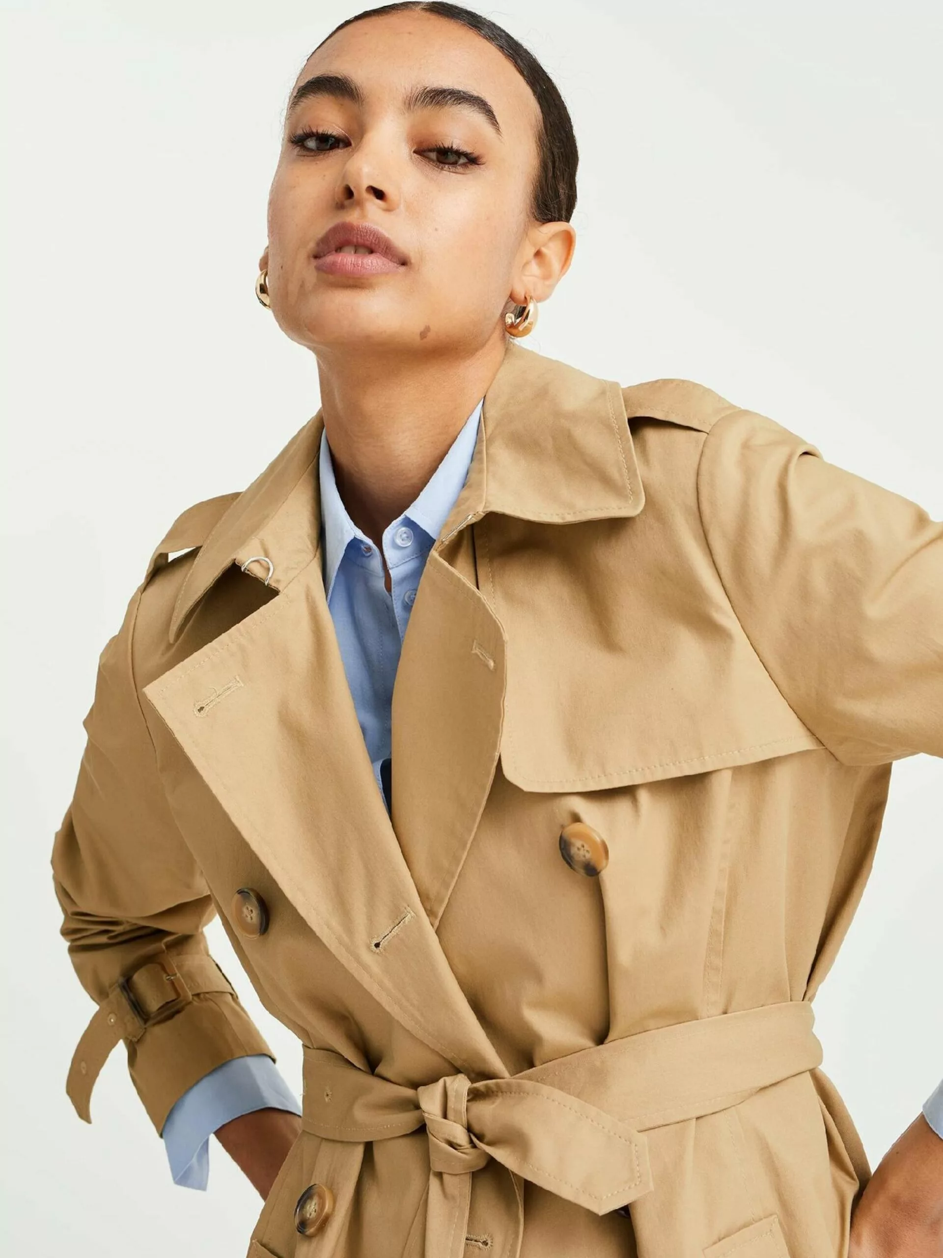 WE FASHION Trenchs Manteau Mi-saison Femme Noisette 4 WE FASHION Trenchs Manteau Mi-saison Femme Noisette – Image 4