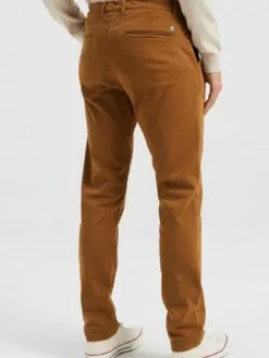 WE FASHION Chinos Coupe Slim Pantalon Chino Homme Caramel -WE FASHION Magasin En Ligne 3b1ed840c3e666492e59b500619a1011