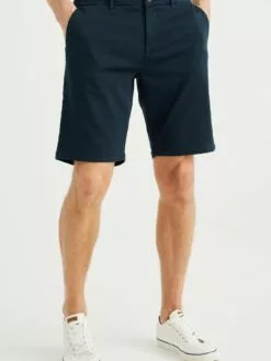 WE FASHION Shorts Chino Coupe Slim Pantalon Chino Homme Bleu Marine -WE FASHION Magasin En Ligne 6cf0d0947d26ac9845b87090b84665c1
