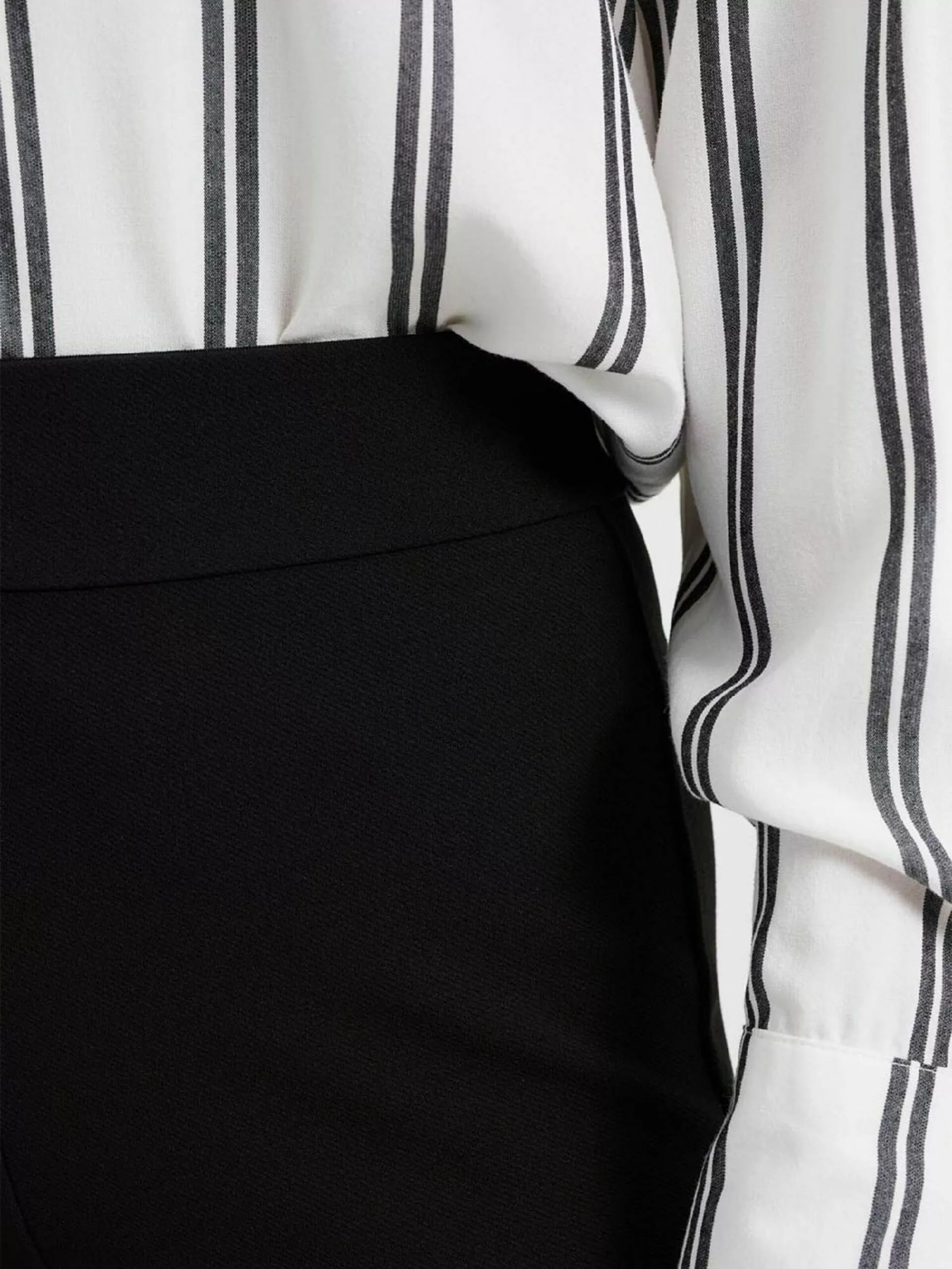 WE FASHION Pantalons En Toile évasé Pantalon Femme Noir 6 WE FASHION Pantalons En Toile évasé Pantalon Femme Noir – Image 6