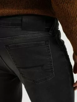 WE FASHION Slim Coupe Slim Jean Homme Noir 10 WE FASHION Slim Coupe Slim Jean Homme Noir -WE FASHION Magasin En Ligne 99ff5d997938d19cdb698578823fe368