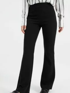 WE FASHION Pantalons En Toile évasé Pantalon Femme Noir 9 WE FASHION Pantalons En Toile évasé Pantalon Femme Noir -WE FASHION Magasin En Ligne 9ae8dc102ca8ac758707e32caecd93ea
