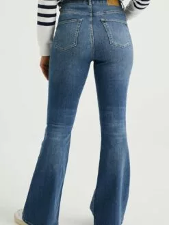 WE FASHION Bootcut évasé Jean Femme Bleu -WE FASHION Magasin En Ligne b63ceb3184bdbb29cb8335637dcc02f6