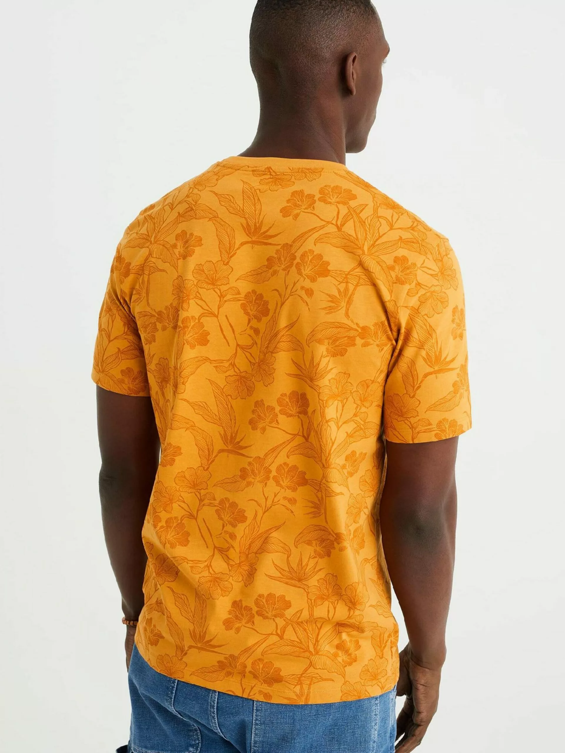 WE FASHION T-shirts T-Shirt Homme Moutarde 3 WE FASHION T-shirts T-Shirt Homme Moutarde – Image 3