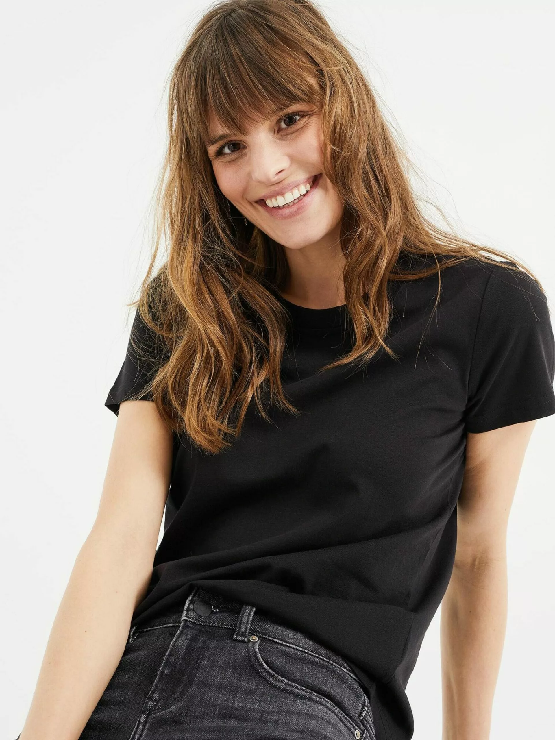 WE FASHION T-shirts T-shirt Femme Noir 5 WE FASHION T-shirts T-shirt Femme Noir – Image 5