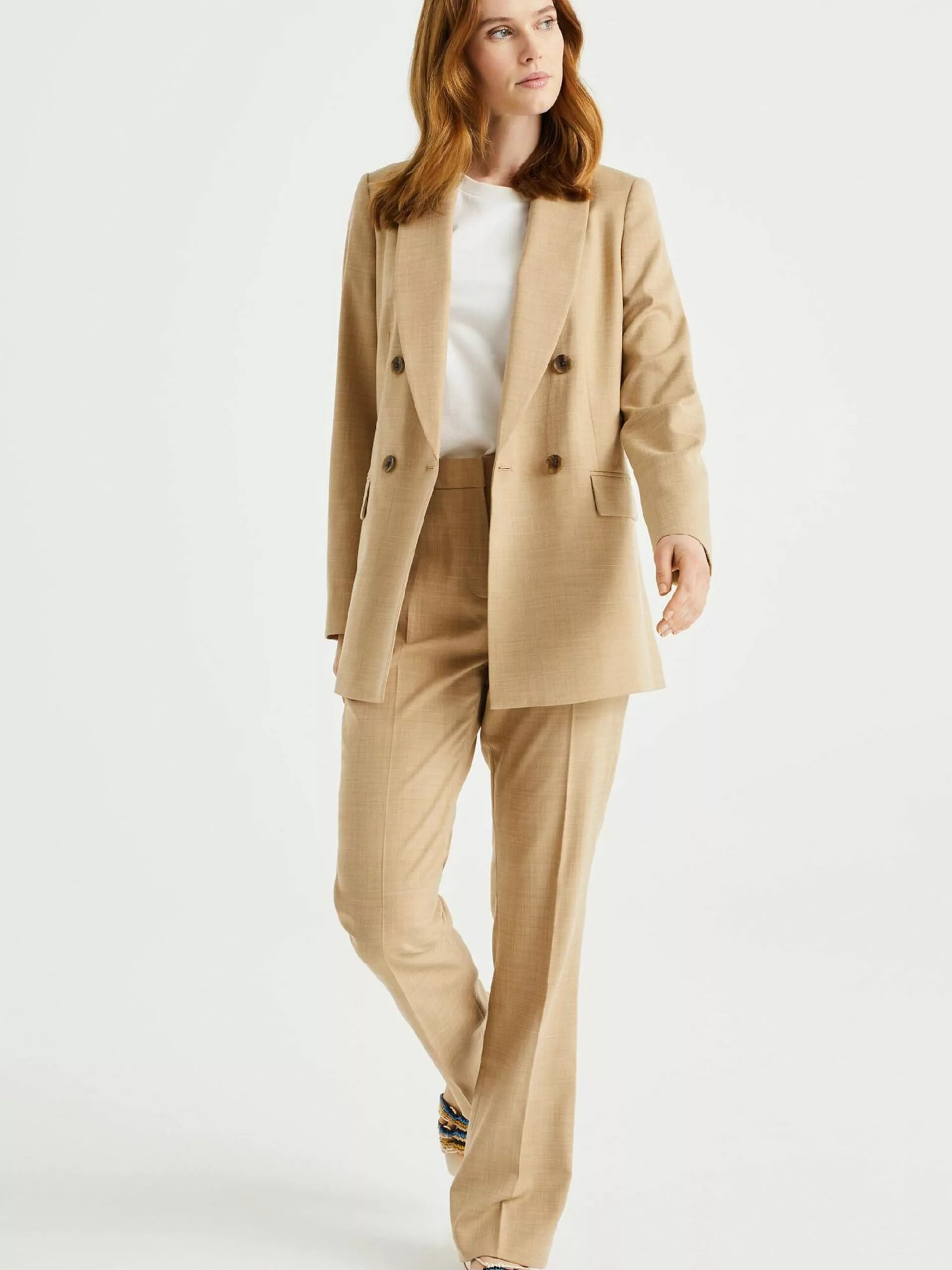 WE FASHION Pantalons Bootcut Pantalon à Plis Femme Sable 3 WE FASHION Pantalons Bootcut Pantalon à Plis Femme Sable – Image 3